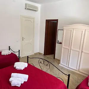 https://casa-la-mimosa.sicilyhotelsitaly.net